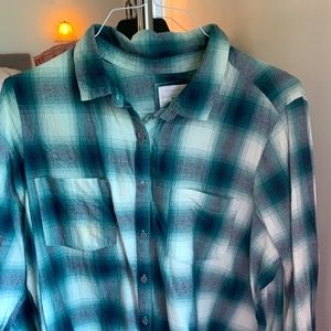 long sleeve plaid shirt